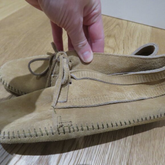 MINNETONKA Moccasin Loafer Fringe Booties Tan Suede Leather Western Casual - Picture 8 of 16